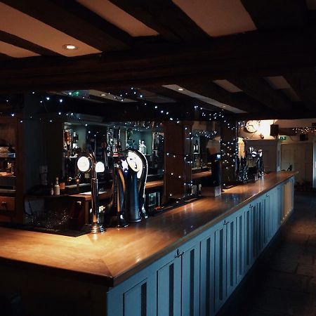 The Greyhound Inn Chalfont St Peter Экстерьер фото
