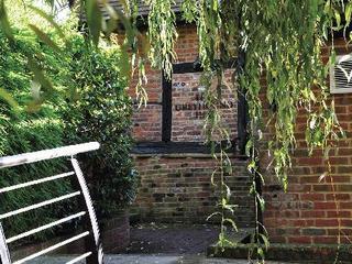 The Greyhound Inn Chalfont St Peter Экстерьер фото