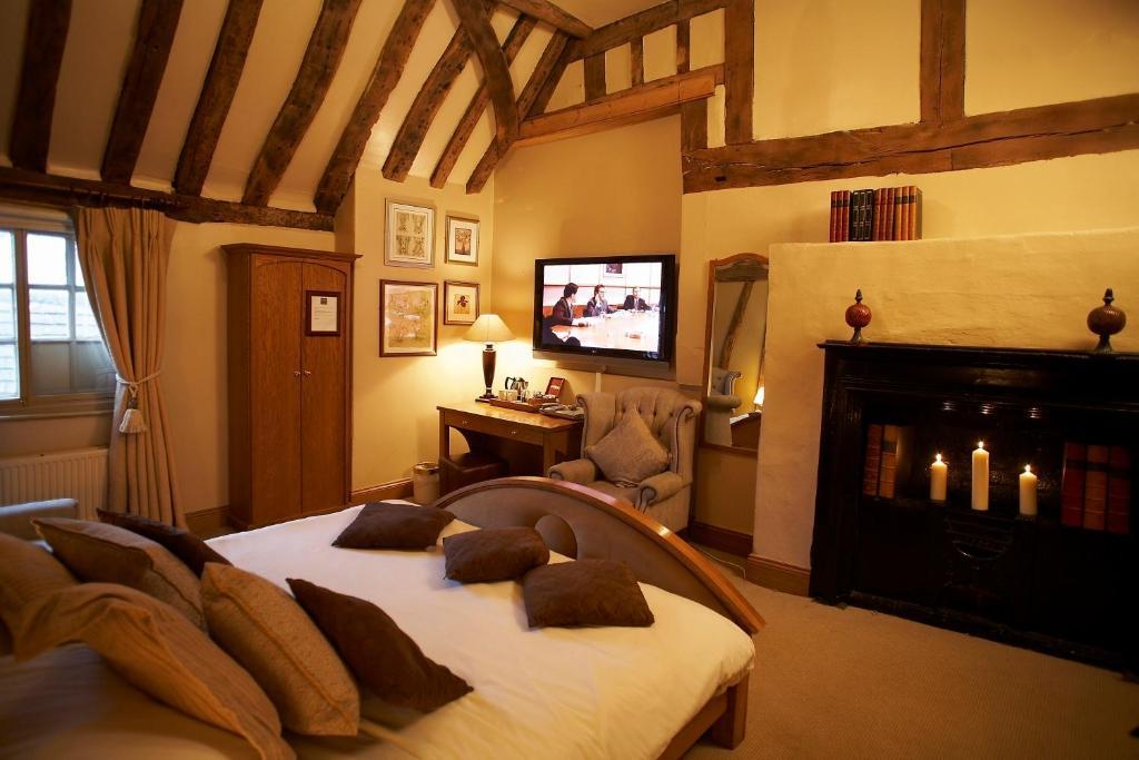 The Greyhound Inn Chalfont St Peter Номер фото